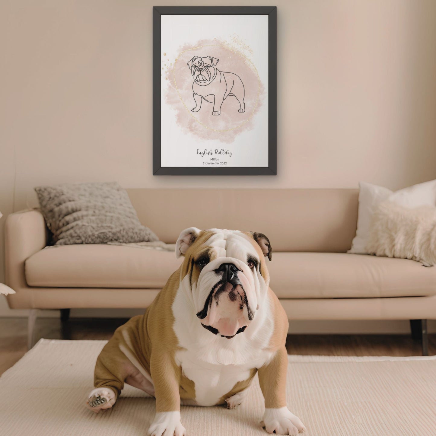 Minimalistisk beige poster med Engelsk Bulldog och en charmig Engelsk Bulldog-hund bredvid, design från Colorful Pets