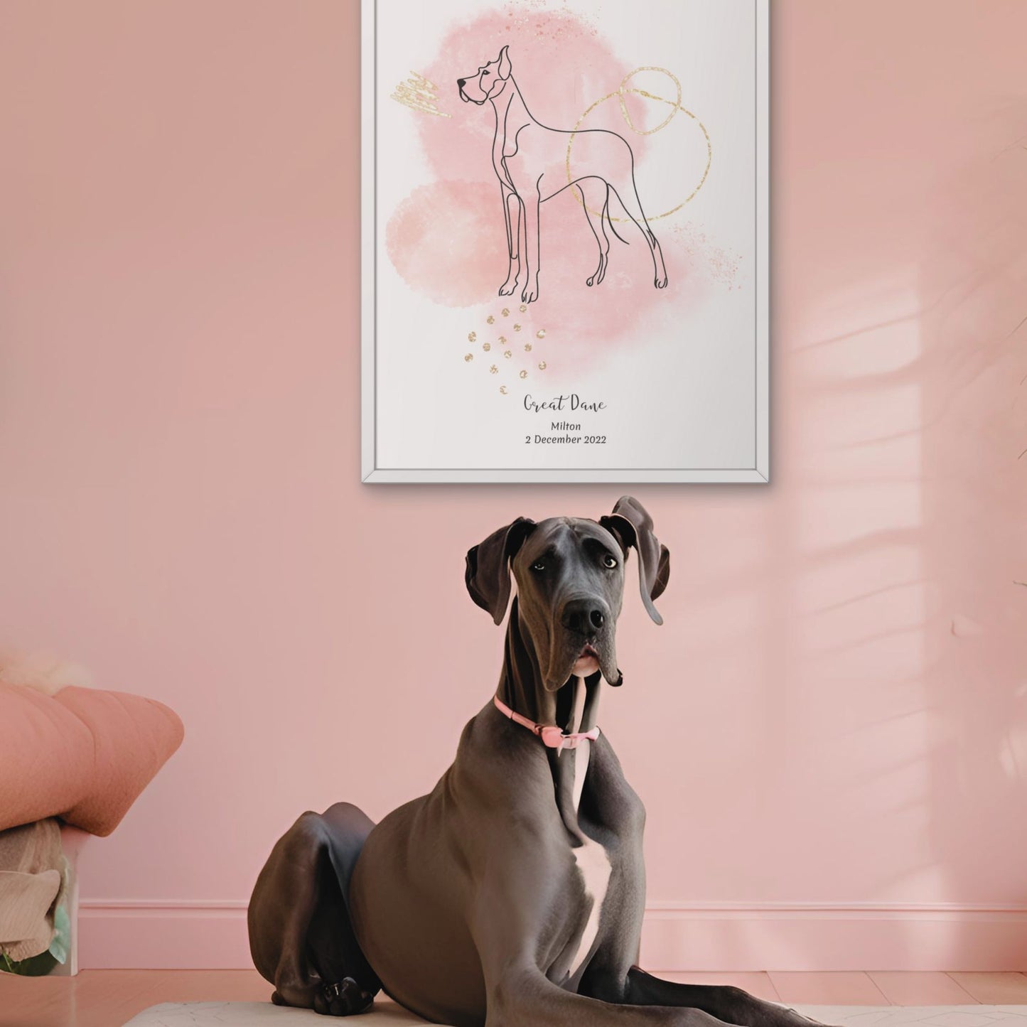 Minimalistisk rosa poster med Grand Danois och en majestätisk Grand Danois-hund bredvid, design från Colorful Pets.